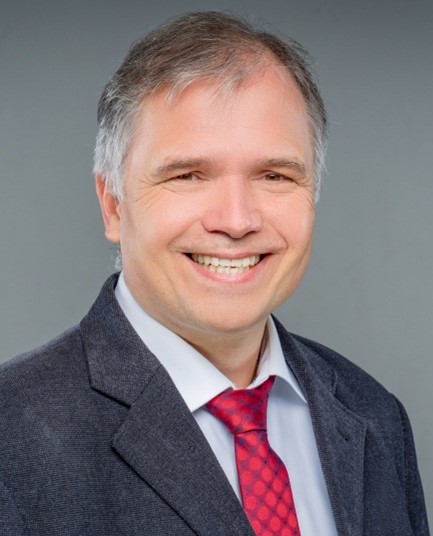 Dr. Mathias Koenen